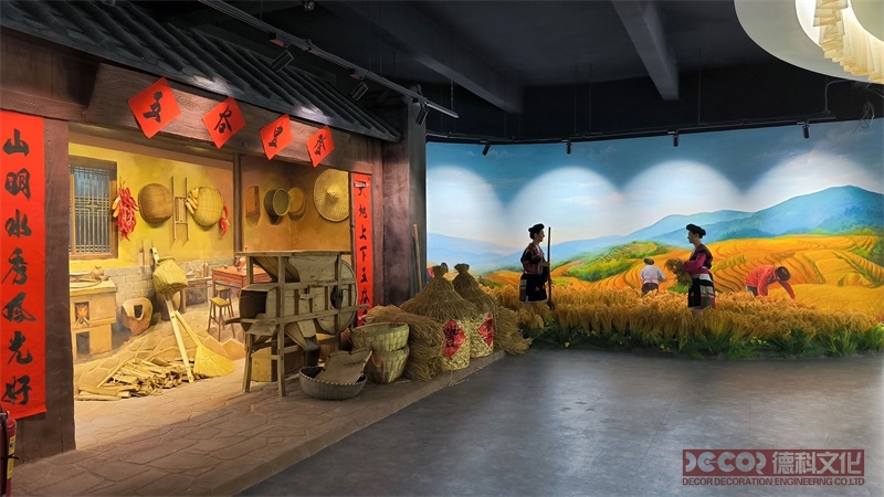 VR展館設(shè)計(jì)中如何展示科學(xué)與技術(shù)的創(chuàng)新成果？